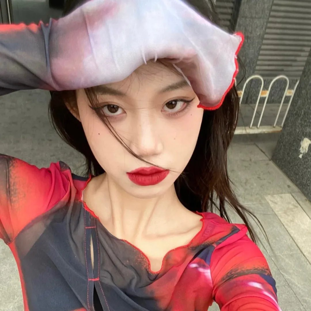 顾盼生香